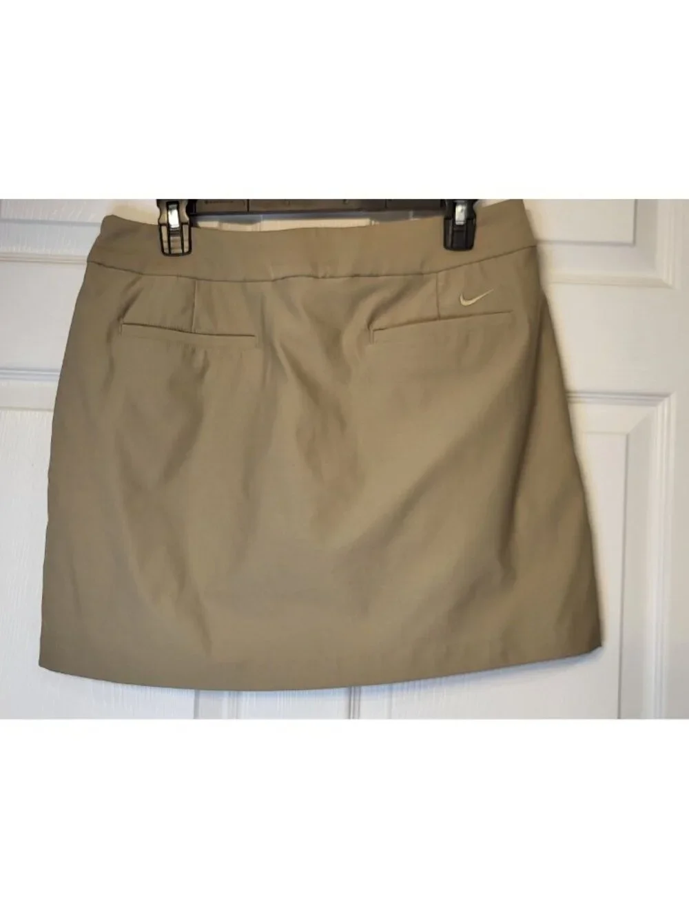 Nike Golf Dry Fit Tour Performance Tan Womens Golf Skort SZ 8 Pockets Side Zip